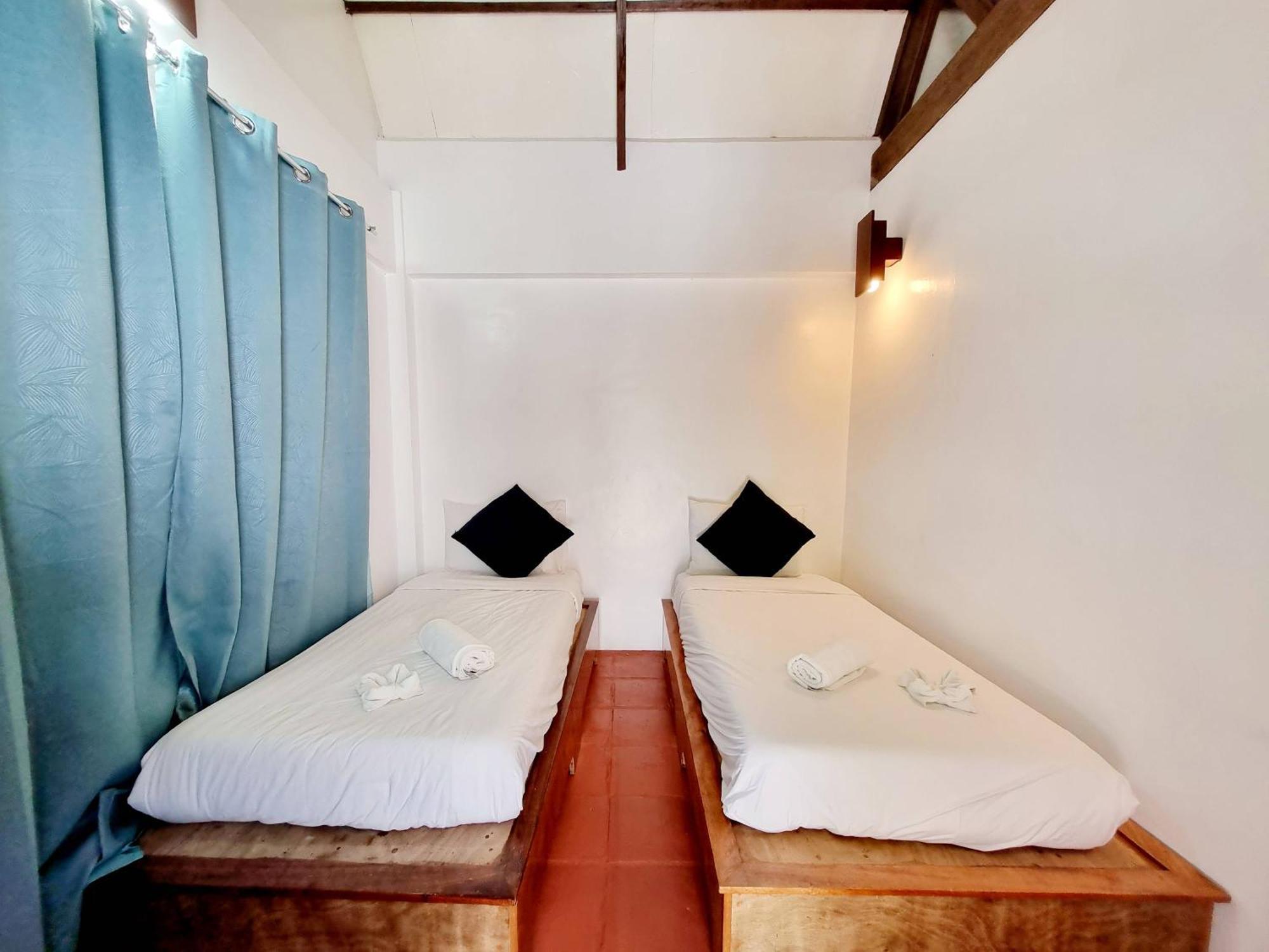 Casalay Boutique Villas & Dive Puerto Galera Room photo