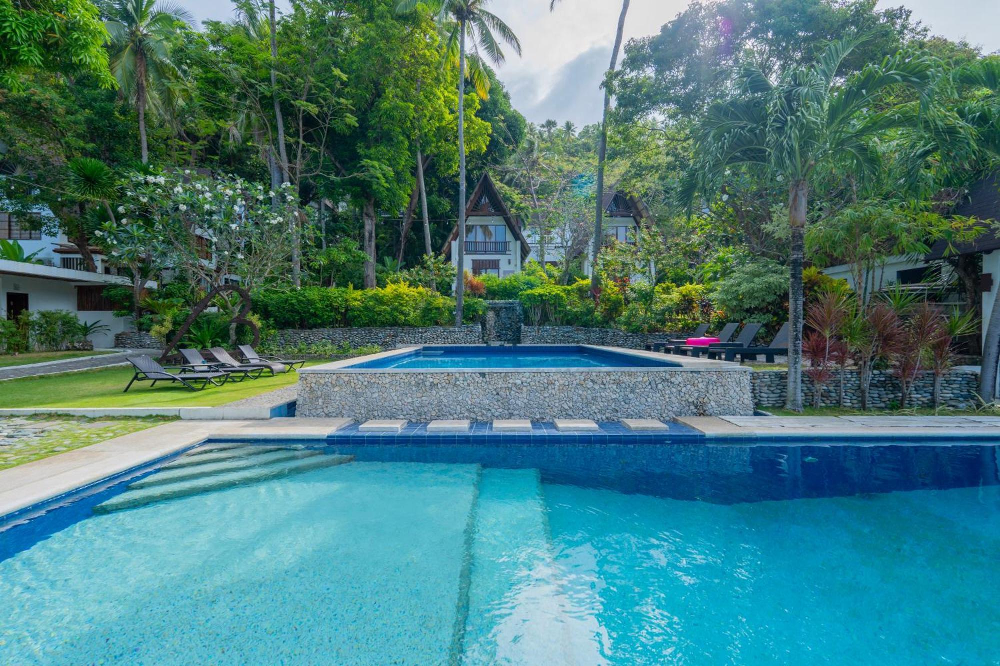 Casalay Boutique Villas & Dive Puerto Galera Exterior photo