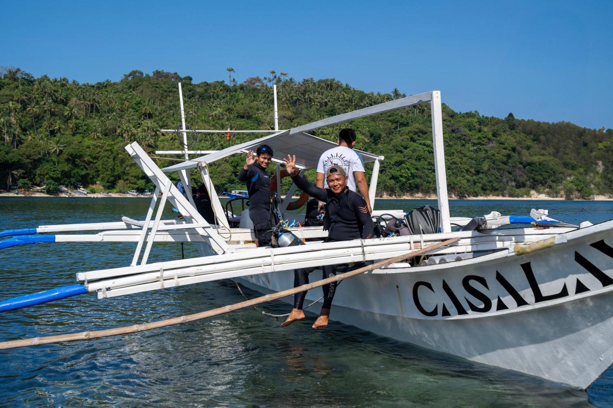 Casalay Boutique Villas & Dive Puerto Galera Exterior photo